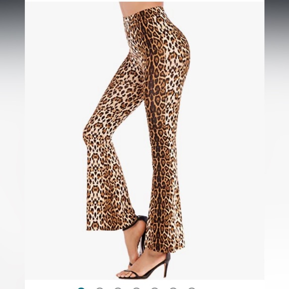 Forever 21+ leopard print flare leg stretch pants size 3x - Picture 3 of 6